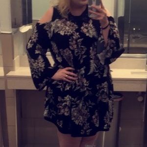 plus black floral short dress